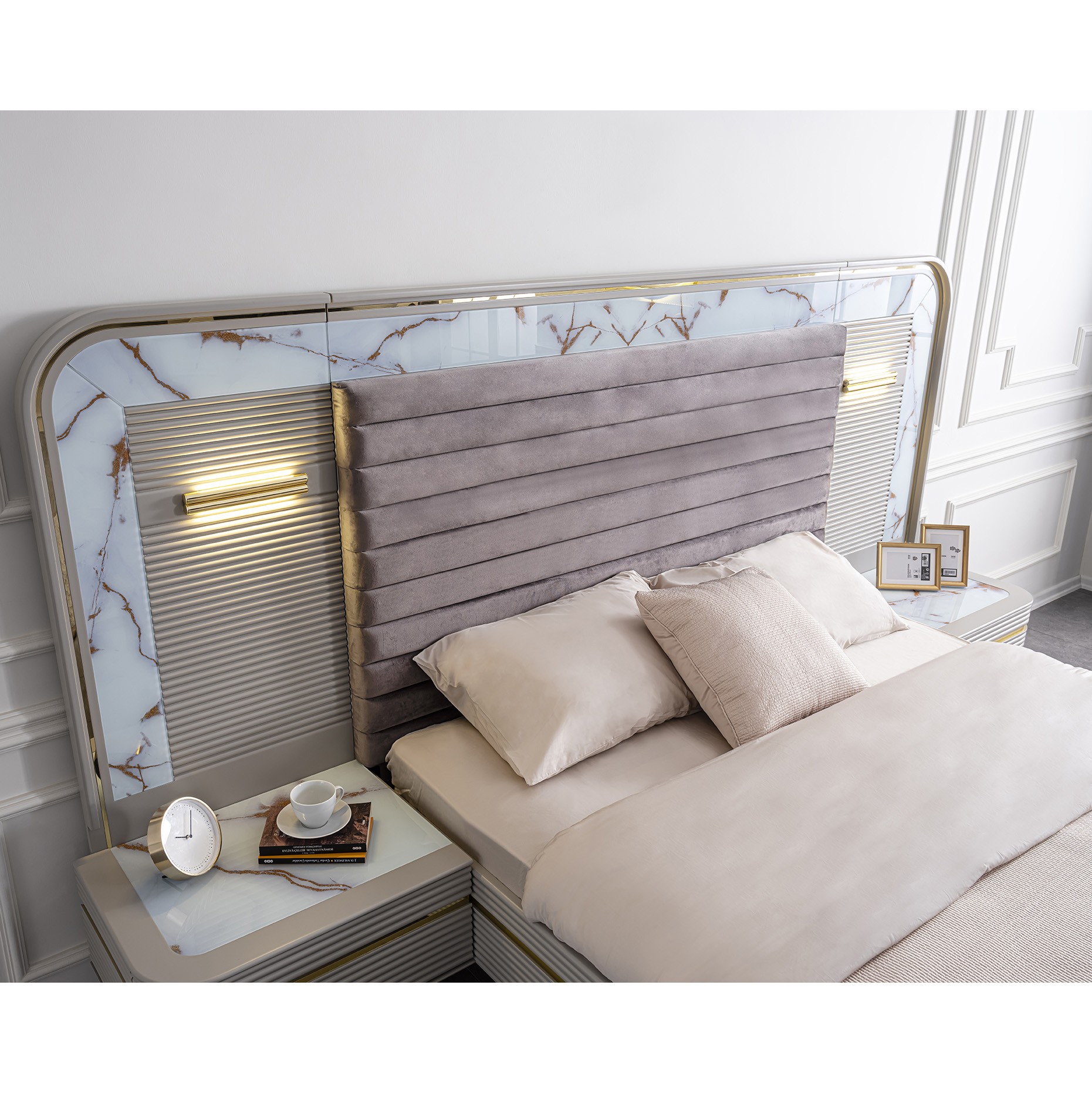 Gucci Bedroom (Bed Without Storage 180x200cm)