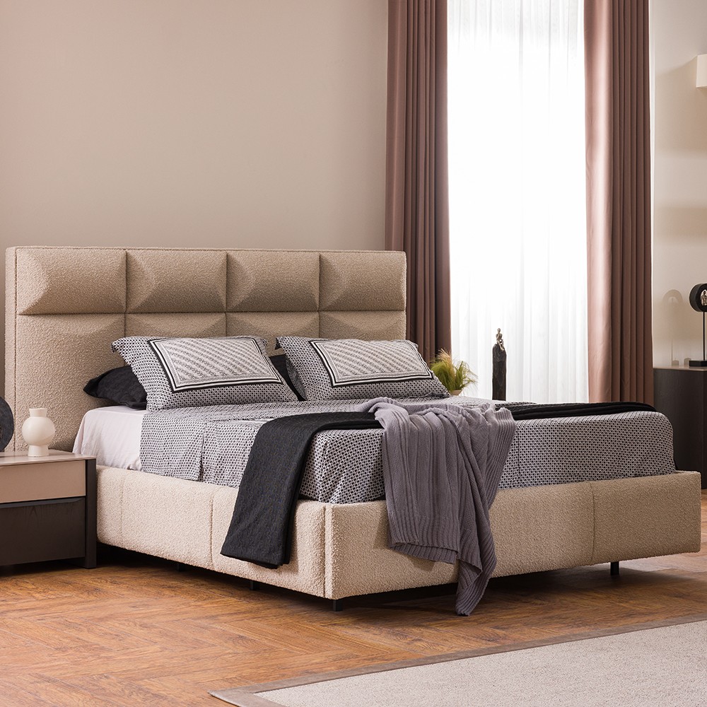 Black Bed With Storage 180x200 cm