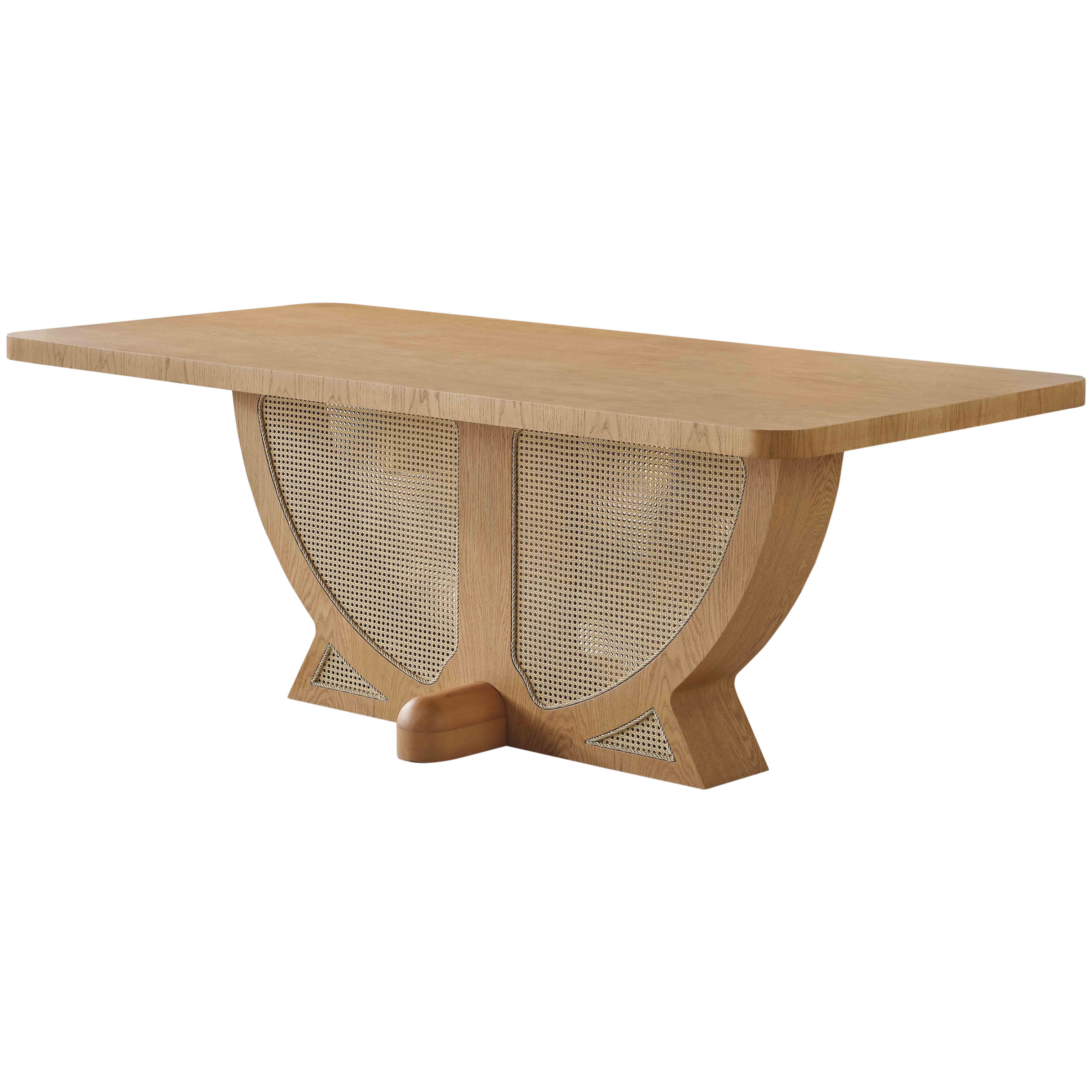 Lilyum Dining Table