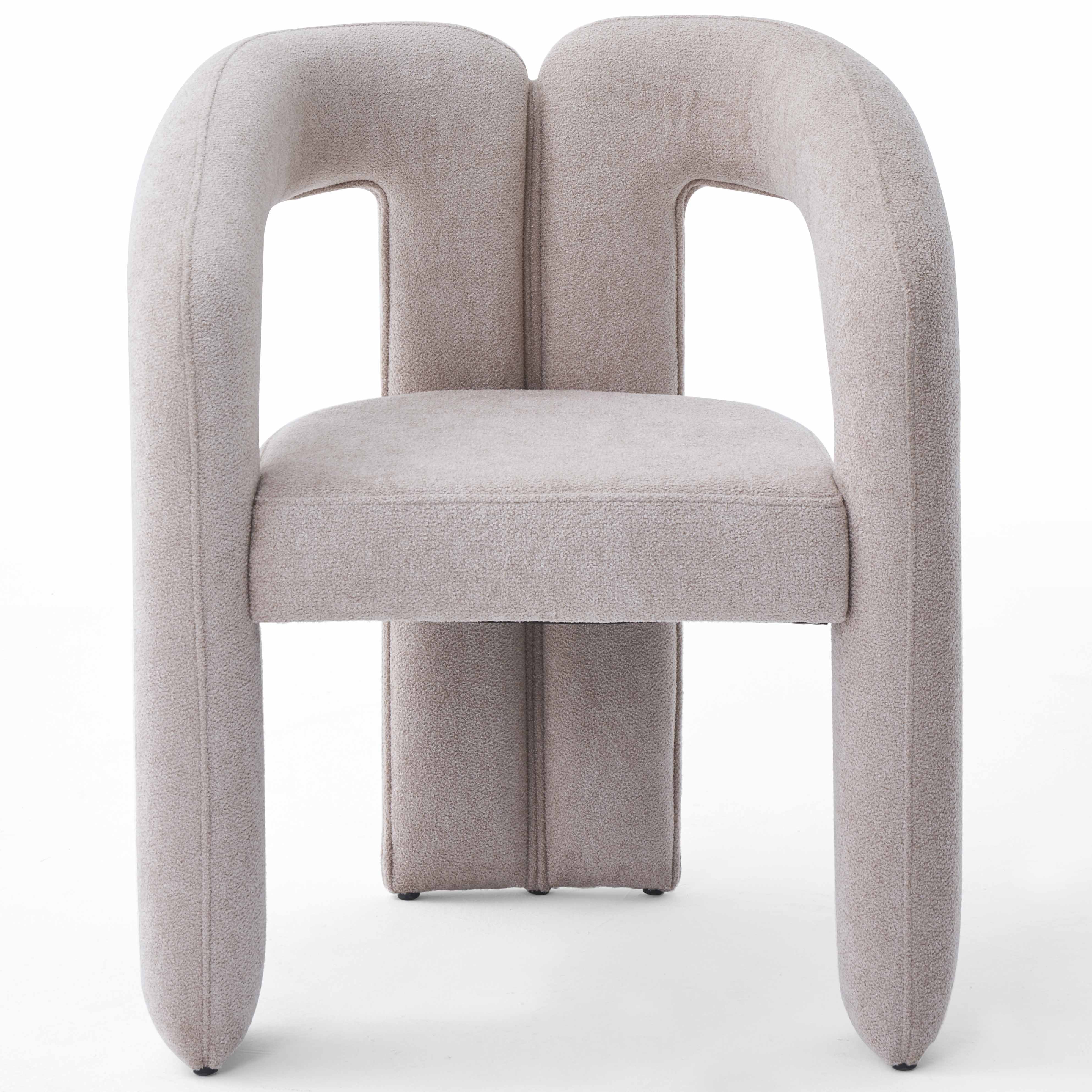 M&M Vol2 Chair