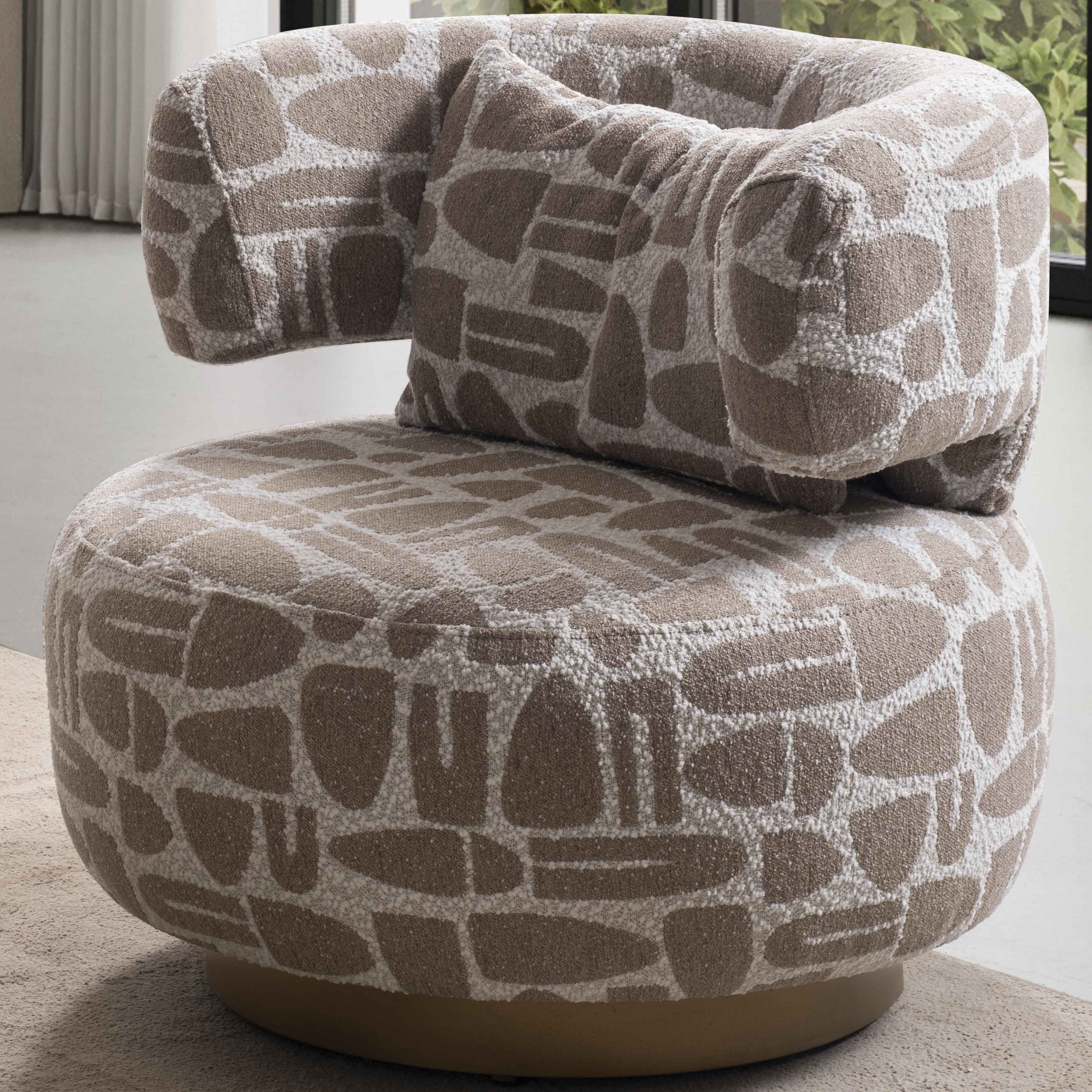 New Prag 1 Seater