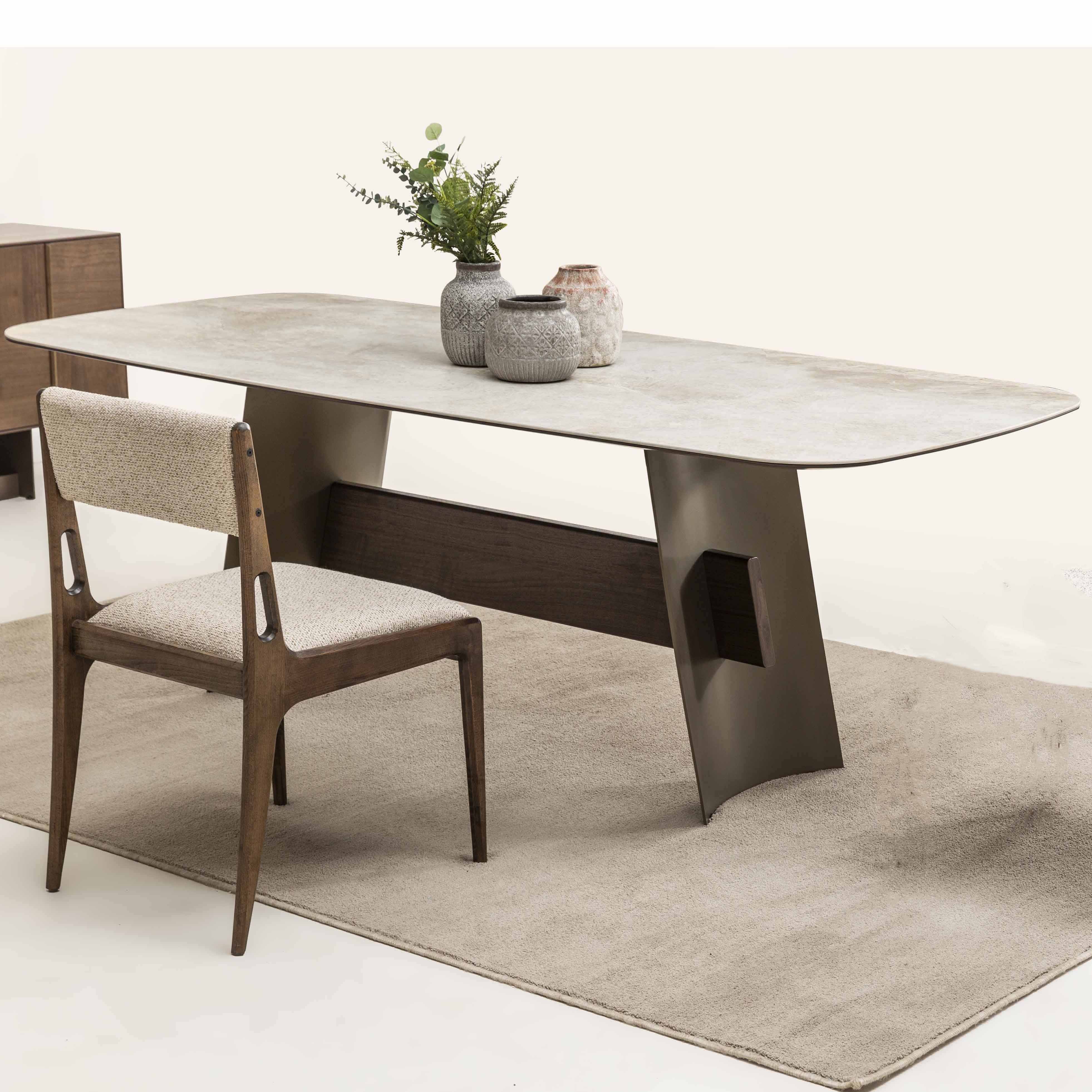 Olimpo Dining Table