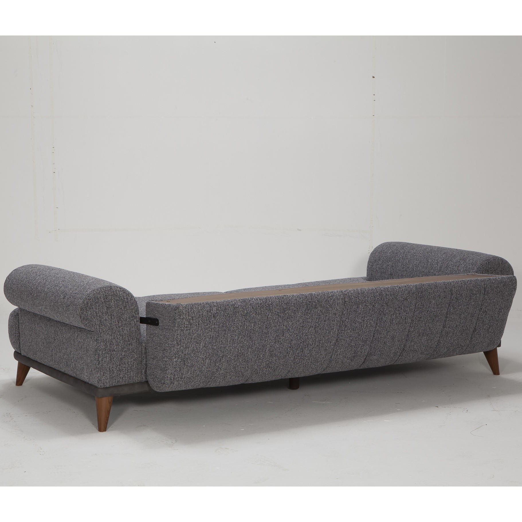 Luma Vol1 3 Seater