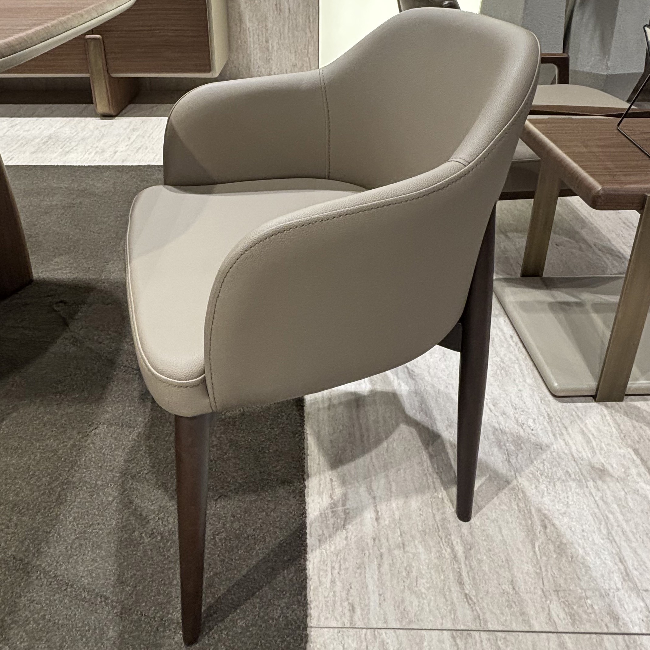 Lima Vol1 Dining Chair